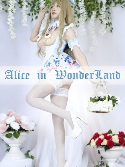 Lynn Mayumi cosplay Alice – Alice In Wonderland