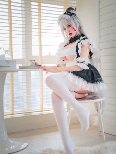 轩萧学姐 – 碧蓝航线 埃吉尔女仆