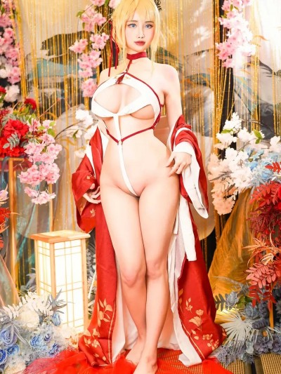 KaYa_Huang_(萱)_cosplay_Glorious_-_Azur_Lane