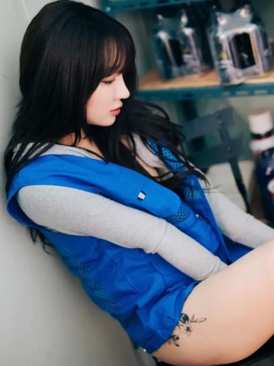 白莉爱吃巧克力 – Guan Xiaoyu