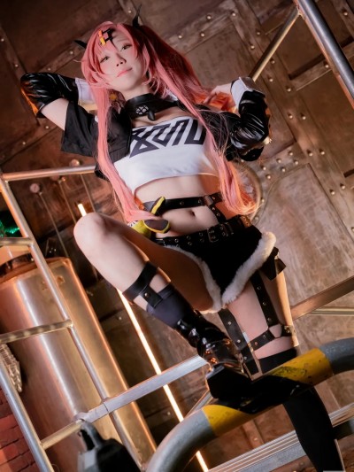 Sameki cosplay Nicole Demara – Zenless Zone Zero